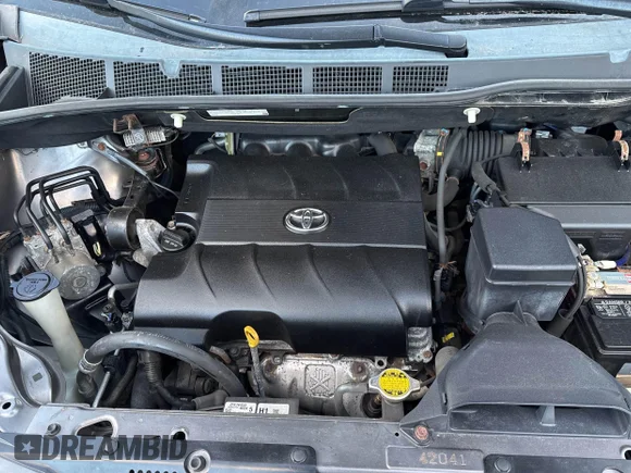 ✅ 2011 Toyota Sienna XLE • VIN: 5TDDK3DC8BS002466 • Lot: 41433679. Listed on IAAI with 181,542 mi. Free auction sales archive from the USA and detailed vehicle history report at DreamBid. Image 10.