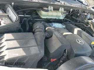 ✅ 1999 Mercedes-Benz M 320/430/500 • VIN: 4JGAB54E2XA133554 • Lot: 43174659. Listed on IAAI with 261,028 mi. Free auction sales archive from the USA and detailed vehicle history report at DreamBid. Image 14.