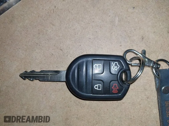 ✅ 2014 Ford Explorer XLT • VIN: 1FM5K8D80EGB10216 • Lot: 44021043. Listed on IAAI with 165,625 mi. Free auction sales archive from the USA and detailed vehicle history report at DreamBid. Image 11.