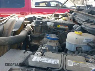 ✅ 2015 Ram 2500 SLT • VIN: 3C6UR5ML3FG674244 • Lot: 42550144. Wystawiony na IAAI z przebiegiem 220 481 mil. Bezpłatny archiwum sprzedaży aukcyjnych z USA i szczegółowy raport historii pojazdu na DreamBid. Zdjęcie 19.