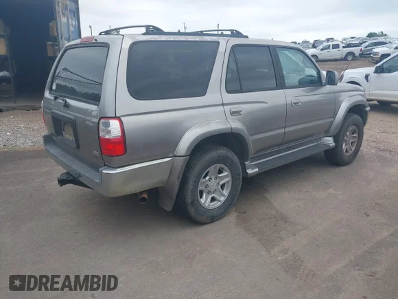 ✅ 2001 Toyota 4Runner SR5 • VIN: JT3GN86R610188713 • Лот: 45282171. Опубліковано раніше на IAAI з пробігом 378 143 миль. Безкоштовний доступ до архіву аукціонних продажів зі США та докладний звіт про історію автомобіля на DreamBid. Зображення 4.
