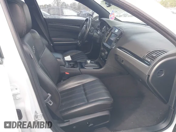 ✅ 2020 Chrysler 300 S • VIN: 2C3CCABT7LH145901 • Lot: 41178325. Listed on IAAI with 74,663 mi. Free auction sales archive from the USA and detailed vehicle history report at DreamBid. Image 5.