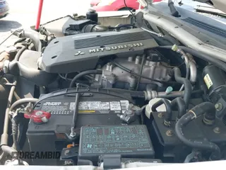 ✅ 2000 Mitsubishi Montero Sport LS • VIN: JA4LS31H1YP036855 • Lot: 42533455. Wystawiony na IAAI z przebiegiem 236 352 mil. Bezpłatny archiwum sprzedaży aukcyjnych z USA i szczegółowy raport historii pojazdu na DreamBid. Zdjęcie 17.