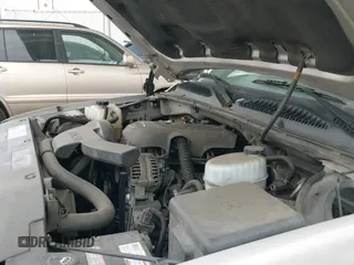 ✅ 2005 GMC Yukon SLT • VIN: 1GKEC13V65J250116 • Lot: 42497157. Listed on IAAI with 196,813 mi. Free auction sales archive from the USA and detailed vehicle history report at DreamBid. Image 12.