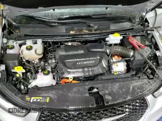 ✅ 2023 Chrysler Pacifica Hybrid Touring L • VIN: 2C4RC1L72PR618319 • Lot: 60305115. Listed on Copart with 52,906 mi. Free auction sales archive from the USA and detailed vehicle history report at DreamBid. Image 15.