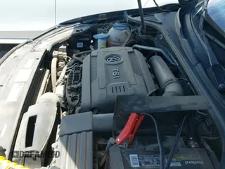 ✅ 2017 Volkswagen Passat SE • VIN: 1VWBT7A3XHC033225 • Lot: 42347761. Listed on IAAI with 40,125 mi. Free auction sales archive from the USA and detailed vehicle history report at DreamBid. Image 20.