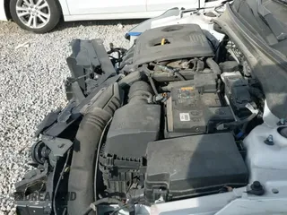 ✅ 2020 Kia Forte LXS • VIN: 3KPF24AD6LE207260 • Lot: 43538683. Wystawiony na IAAI z przebiegiem 57 640 mil. Bezpłatny archiwum sprzedaży aukcyjnych z USA i szczegółowy raport historii pojazdu na DreamBid. Zdjęcie 19.