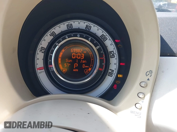 ✅ 2015 FIAT 500 Lounge • VIN: 3C3CFFER9FT716644 • Lot: 42059173. Wystawiony na IAAI z przebiegiem 69 982 mil. Bezpłatny archiwum sprzedaży aukcyjnych z USA i szczegółowy raport historii pojazdu na DreamBid. Zdjęcie 7.