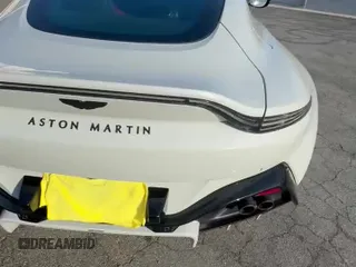 ✅ 2023 Aston Martin Vantage • VIN: SCFSMGAW6PGN07660 • Lot: 55356015. Wystawiony na Copart z przebiegiem 3 665 mil. Bezpłatny archiwum sprzedaży aukcyjnych z USA i szczegółowy raport historii pojazdu na DreamBid. Zdjęcie 11.