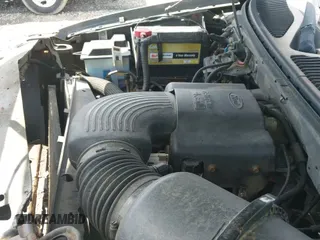 ✅ 2002 Ford F-150 XL • VIN: 1FTRX17W32NB96282 • Lot: 42753289. Listed on IAAI with 131,503 mi. Free auction sales archive from the USA and detailed vehicle history report at DreamBid. Image 12.