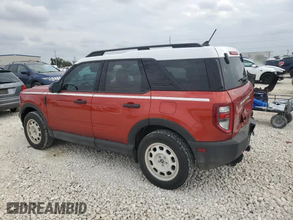 ✅ 2023 Ford Bronco Sport Heritage • VIN: 3FMCR9G69PRE01621 • Lot: 78879484. Wystawiony na Copart z przebiegiem 21 150 mil. Bezpłatny archiwum sprzedaży aukcyjnych z USA i szczegółowy raport historii pojazdu na DreamBid. Zdjęcie 2.