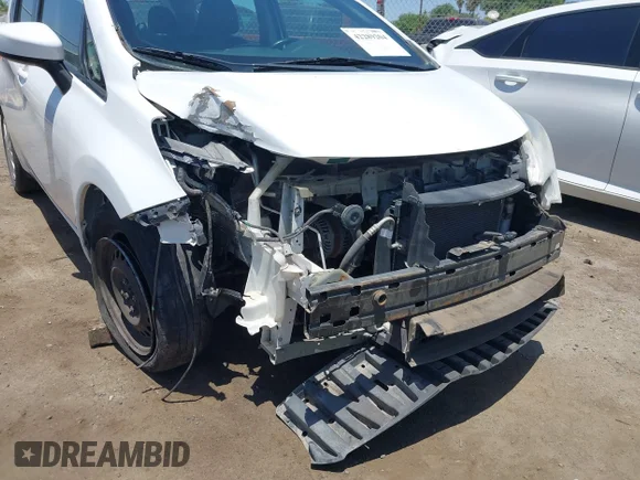 ✅ 2016 Nissan Note SR • VIN: 3N1CE2CP8GL365724 • Lot: 42289204. Wystawiony na IAAI z przebiegiem 127 404 mil. Bezpłatny archiwum sprzedaży aukcyjnych z USA i szczegółowy raport historii pojazdu na DreamBid. Zdjęcie 6.