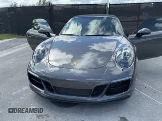 ✅ 2017 Porsche 911 Carrera S • VIN: WP0CB2A96HS156253 • Lot: 46137305. Wystawiony na Copart z przebiegiem 10 684 mil. Bezpłatny archiwum sprzedaży aukcyjnych z USA i szczegółowy raport historii pojazdu na DreamBid. Zdjęcie 11.