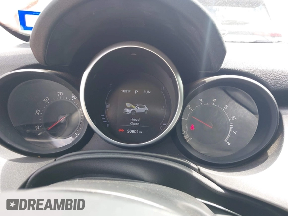 ✅ 2018 FIAT 500X Trekking • VIN: ZFBCFXCB3JP636800 • Lot: 42806831. Wystawiony na IAAI z przebiegiem 30 901 mil. Bezpłatny archiwum sprzedaży aukcyjnych z USA i szczegółowy raport historii pojazdu na DreamBid. Zdjęcie 7.