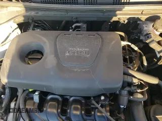 ✅ 2018 Hyundai Accent Limited • VIN: 3KPC34A34JE028834 • Лот: 85952344. Опубликован ранее на Copart с пробегом 70 655 миль. Бесплатный доступ к архиву аукционных продаж из США и подробный отчёт об истории автомобиля на DreamBid. Изображение 15.