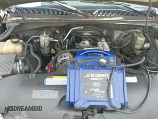 ✅ 1999 Chevrolet Silverado 1500 • VIN: 1GCEC14W5XE203643 • Lot: 43342235. Listed on IAAI with Not provided. Free auction sales archive from the USA and detailed vehicle history report at DreamBid. Image 13.