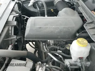 2024 Ram 1500 SLT z VIN 1C6RR7GG3RS157779, wystawiony jako IAAI lot #42488148 z przebiegiem 34 814 mil mil oraz . Historia ofert i sprzedaży dostępna na DreamBid. Obrazek 23.