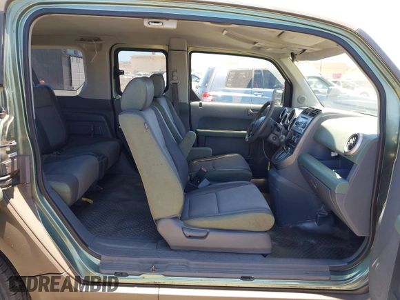 ✅ 2004 Honda Element EX • VIN: 5J6YH18674L011053 • Lot: 45016427. Wystawiony na IAAI z przebiegiem 147 553 mil. Bezpłatny archiwum sprzedaży aukcyjnych z USA i szczegółowy raport historii pojazdu na DreamBid. Zdjęcie 5.