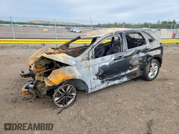 ✅ 2016 Ford Edge SEL • VIN: 2FMPK4J93GBC55517 • Lot: 57685326. Wystawiony na Copart z przebiegiem Nie podano. Bezpłatny archiwum sprzedaży aukcyjnych z USA i szczegółowy raport historii pojazdu na DreamBid. Zdjęcie 1.