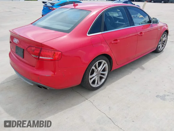 ✅ 2011 Audi S4 Premium Plus • VIN: WAUDGAFL5BA062895 • Lot: 45546900. Wystawiony na IAAI z przebiegiem 168 943 mil. Bezpłatny archiwum sprzedaży aukcyjnych z USA i szczegółowy raport historii pojazdu na DreamBid. Zdjęcie 4.