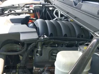 ✅ 2015 GMC Yukon XL SLE • VIN: 1GKS1GKC4FR197995 • Lot: 42289127. Wystawiony na IAAI z przebiegiem 175 744 mil. Bezpłatny archiwum sprzedaży aukcyjnych z USA i szczegółowy raport historii pojazdu na DreamBid. Zdjęcie 19.