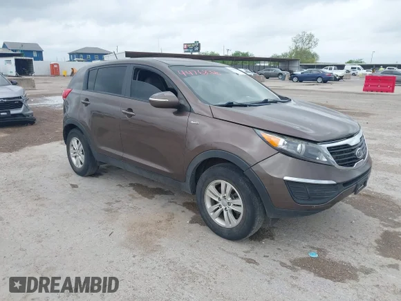 ✅ 2011 Kia Sportage LX • VIN: KNDPBCA22B7153029 • Lot: 44768320. Wystawiony na IAAI z przebiegiem 165 268 mil. Bezpłatny archiwum sprzedaży aukcyjnych z USA i szczegółowy raport historii pojazdu na DreamBid. Zdjęcie 1.