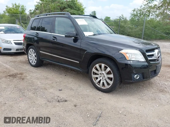 ✅ 2012 Mercedes-Benz GLK 350 • VIN: WDCGG8HB5CF739083 • Лот: 45505654. Опубликован ранее на IAAI с пробегом 102 012 миль. Бесплатный доступ к архиву аукционных продаж из США и подробный отчёт об истории автомобиля на DreamBid. Изображение 1.