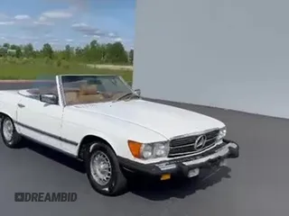 ✅ 1978 Mercedes-Benz SL • VIN: 10704412045023 • Lot: 55180895. Wystawiony na Copart z przebiegiem 126 465 mil. Bezpłatny archiwum sprzedaży aukcyjnych z USA i szczegółowy raport historii pojazdu na DreamBid. Zdjęcie 11.