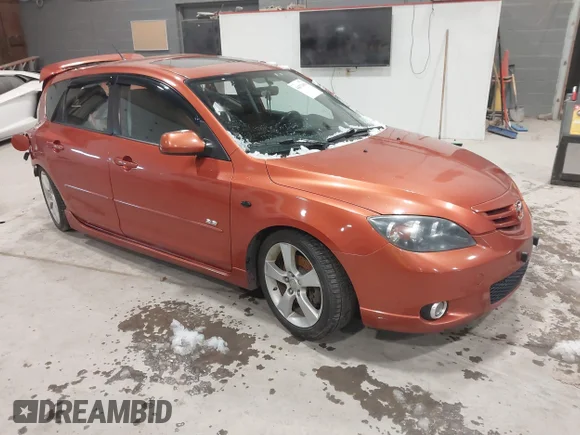 ✅ 2004 Mazda 3 s • VIN: JM1BK343X41173355 • Лот: 44473408. Опубліковано раніше на IAAI з пробігом 185 357 миль. Безкоштовний доступ до архіву аукціонних продажів зі США та докладний звіт про історію автомобіля на DreamBid. Зображення 1.