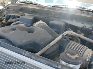 ✅ 2011 Ford F-250 XL • VIN: 1FT7W2B61BEC17086 • Lot: 42484753. Listed on IAAI with 64,043 mi. Free auction sales archive from the USA and detailed vehicle history report at DreamBid. Image 18.