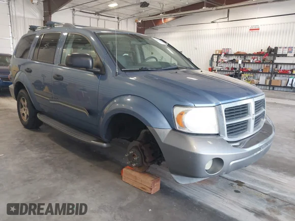✅ 2008 Dodge Durango • VIN: 1D8HB68N38F113113 • Лот: 42893415. Опубліковано раніше на IAAI з пробігом 187 930 миль. Безкоштовний доступ до архіву аукціонних продажів зі США та докладний звіт про історію автомобіля на DreamBid. Зображення 1.