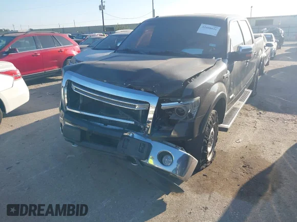 ✅ 2013 Ford F-150 XL • VIN: 1FTFW1ETXDKD79648 • Lot: 43408641. Wystawiony na IAAI z przebiegiem 181 756 mil. Bezpłatny archiwum sprzedaży aukcyjnych z USA i szczegółowy raport historii pojazdu na DreamBid. Zdjęcie 6.