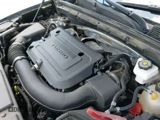 ✅ 2023 Buick Envision Preferred • VIN: LRBAZLR40PD068320 • Lot: 42731824. Wystawiony na IAAI z przebiegiem 69 280 mil. Bezpłatny archiwum sprzedaży aukcyjnych z USA i szczegółowy raport historii pojazdu na DreamBid. Zdjęcie 19.