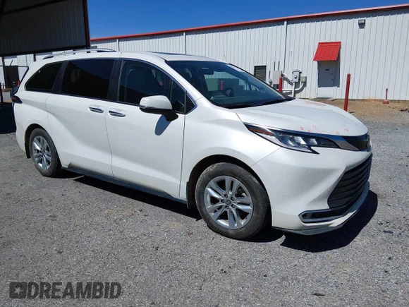 ✅ 2024 Toyota Sienna Limited • VIN: 5TDZSKFCXRS111776 • Лот: 44577611. Опубликован ранее на IAAI с пробегом Не указан. Бесплатный доступ к архиву аукционных продаж из США и подробный отчёт об истории автомобиля на DreamBid. Изображение 1.
