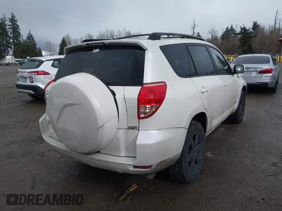✅ 2007 Toyota RAV4 Limited • VIN: JTMBD31V075099652 • Lot: 44410747. Wystawiony na IAAI z przebiegiem 169 522 mil. Bezpłatny archiwum sprzedaży aukcyjnych z USA i szczegółowy raport historii pojazdu na DreamBid. Zdjęcie 4.
