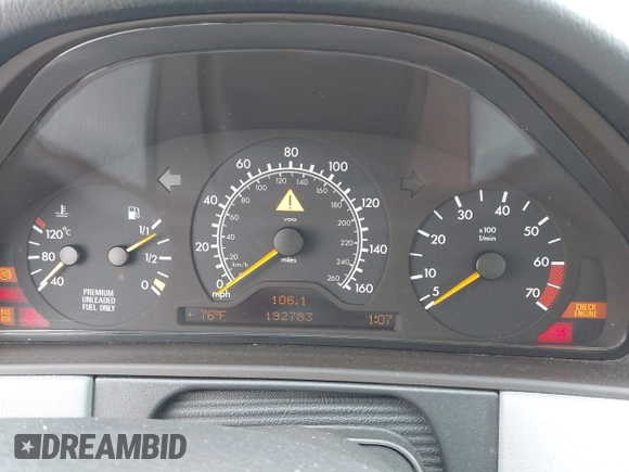 ✅ 1998 Mercedes-Benz E 320 • VIN: WDBJF65F9WA624805 • Lot: 42887706. Wystawiony na IAAI z przebiegiem 192 783 mil. Bezpłatny archiwum sprzedaży aukcyjnych z USA i szczegółowy raport historii pojazdu na DreamBid. Zdjęcie 7.