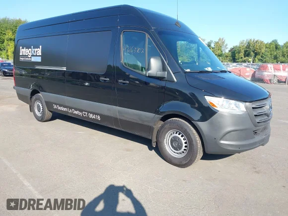 ✅ 2022 Mercedes-Benz Sprinter Cargo • VIN: W1Y4ECHYXNT106570 • Лот: 43163702. Опубліковано раніше на IAAI з пробігом 27 906 миль. Безкоштовний доступ до архіву аукціонних продажів зі США та докладний звіт про історію автомобіля на DreamBid. Зображення 1.