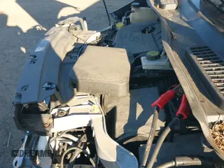 ✅ 2018 Ford Escape SE • VIN: 1FMCU9GD9JUC43682 • Lot: 43235480. Wystawiony na IAAI z przebiegiem 118 432 mil. Bezpłatny archiwum sprzedaży aukcyjnych z USA i szczegółowy raport historii pojazdu na DreamBid. Zdjęcie 19.