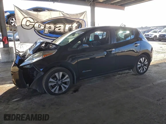 ✅ 2015 Nissan LEAF SV • VIN: 1N4AZ0CP6FC323078 • Lot: 94646165. Wystawiony na Copart z przebiegiem 56 141 mil. Bezpłatny archiwum sprzedaży aukcyjnych z USA i szczegółowy raport historii pojazdu na DreamBid. Zdjęcie 1.