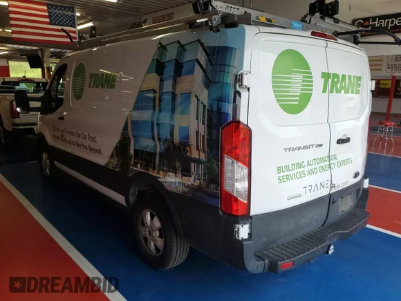 ✅ 2019 Ford Transit • VIN: 1FTYR1YG0KKA40831 • Lot: 42679308. Wystawiony na IAAI z przebiegiem 110 667 mil. Bezpłatny archiwum sprzedaży aukcyjnych z USA i szczegółowy raport historii pojazdu na DreamBid. Zdjęcie 1.