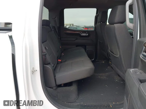 ✅ 2024 GMC Sierra 1500 Elevation • VIN: 1GTUUCED2RZ145682 • Lot: 43705090. Wystawiony na IAAI z przebiegiem 49 312 mil. Bezpłatny archiwum sprzedaży aukcyjnych z USA i szczegółowy raport historii pojazdu na DreamBid. Zdjęcie 8.