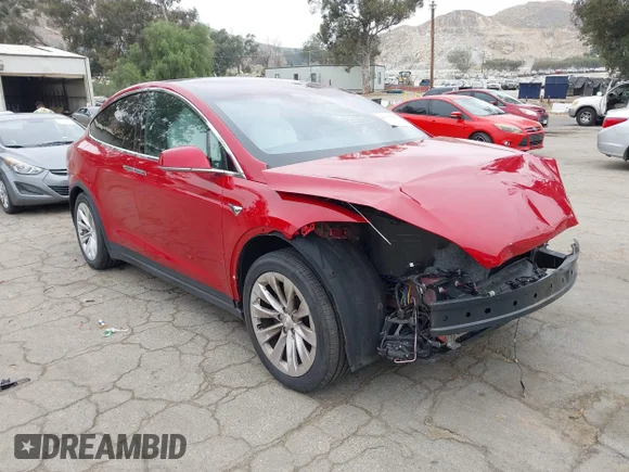 ✅ 2020 Tesla Model X Long Range • VIN: 5YJXCAE27LF281578 • Лот: 44751748. Опубліковано раніше на IAAI з пробігом 20 190 миль. Безкоштовний доступ до архіву аукціонних продажів зі США та докладний звіт про історію автомобіля на DreamBid. Зображення 1.