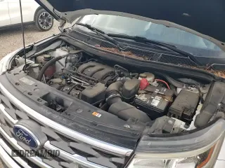 ✅ 2019 Ford Explorer • VIN: 1FM5K7B81KGA92396 • Lot: 44637155. Wystawiony na Copart z przebiegiem 55 589 mil. Bezpłatny archiwum sprzedaży aukcyjnych z USA i szczegółowy raport historii pojazdu na DreamBid. Zdjęcie 14.