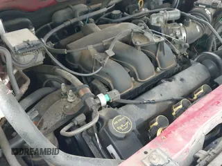 ✅ 2004 Ford Escape XLT • VIN: 1FMYU03164KA30296 • Lot: 42423140. Listed on IAAI with 227,461 mi. Free auction sales archive from the USA and detailed vehicle history report at DreamBid. Image 12.