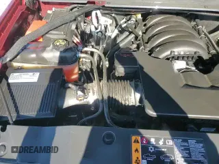 2019 Chevrolet Tahoe LT z VIN 1GNSKBKC8KR295232, wystawiony jako Copart lot #85880395 z przebiegiem 86 415 mil mil oraz Szkoda całkowita • Salvage title. Historia ofert i sprzedaży dostępna na DreamBid. Obrazek 16.