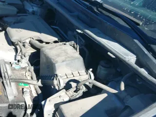 ✅ 2017 Toyota RAV4 LE • VIN: 2T3BFREV8HW567757 • Лот: 43492493. Опубликован ранее на IAAI с пробегом 131 999 миль. Бесплатный доступ к архиву аукционных продаж из США и подробный отчёт об истории автомобиля на DreamBid. Изображение 19.