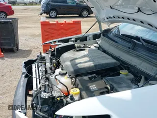 ✅ 2019 Jeep Cherokee Trailhawk • VIN: 1C4PJMBX2KD328562 • Lot: 42992531. Wystawiony na IAAI z przebiegiem 91 157 mil. Bezpłatny archiwum sprzedaży aukcyjnych z USA i szczegółowy raport historii pojazdu na DreamBid. Zdjęcie 20.