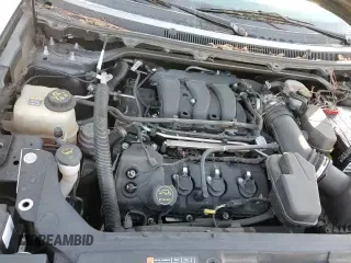 ✅ 2017 Ford Flex SE • VIN: 2FMGK5B88HBA09964 • Lot: 82425425. Wystawiony na Copart z przebiegiem 66 276 mil. Bezpłatny archiwum sprzedaży aukcyjnych z USA i szczegółowy raport historii pojazdu na DreamBid. Zdjęcie 15.