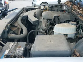 ✅ 2005 Chevrolet Suburban LS • VIN: 3GNEC16Z65G212582 • Лот: 42409878. Опубликован ранее на IAAI с пробегом 141 303 миль. Бесплатный доступ к архиву аукционных продаж из США и подробный отчёт об истории автомобиля на DreamBid. Изображение 21.