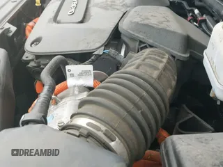 ✅ 2020 Chrysler Pacifica Hybrid Limited • VIN: 2C4RC1N79LR196329 • Lot: 43301143. Listed on IAAI with 55,879 mi. Free auction sales archive from the USA and detailed vehicle history report at DreamBid. Image 20.